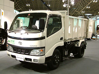 TOYOACE Cleaner Dump Truck